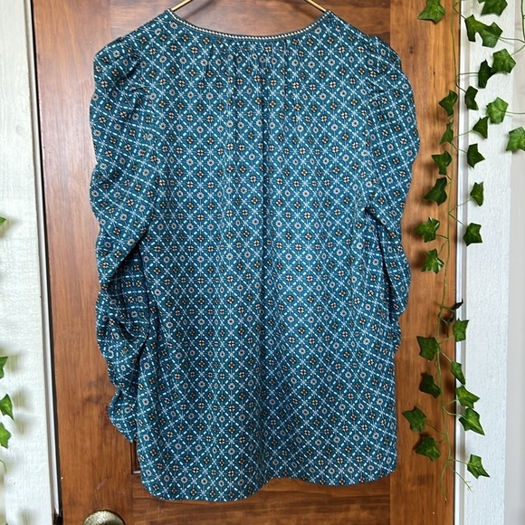 Boho Medallion Patterned Ruffled Sleeve Blouse in Teal | M - Picture 2 of 7